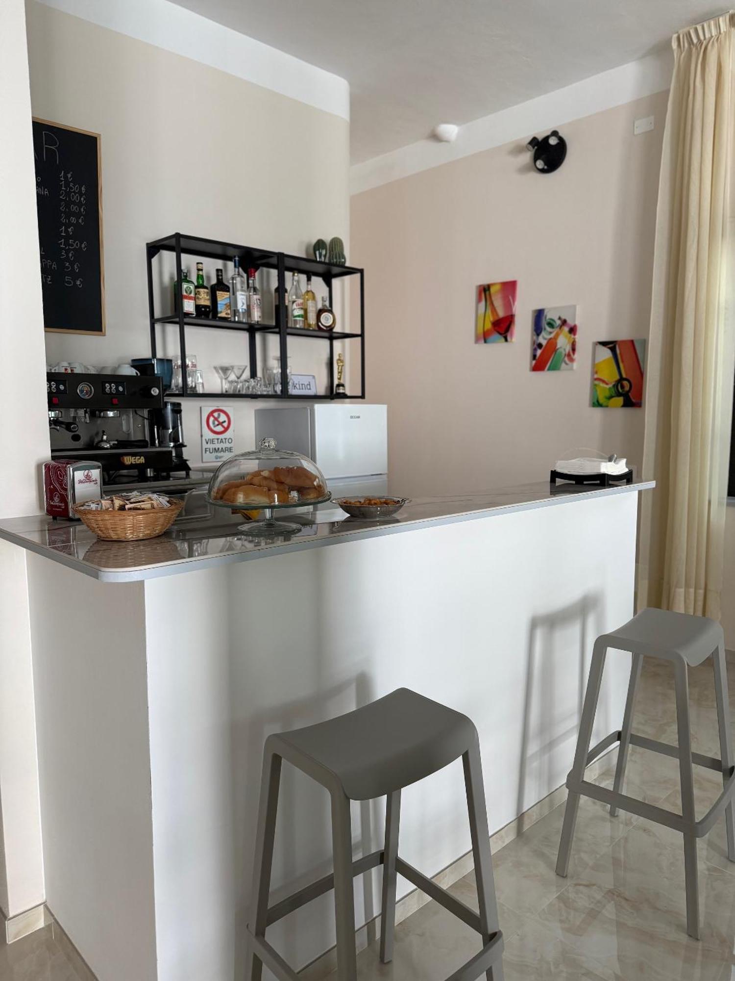 Hotel Pigalle Rimini Buitenkant foto