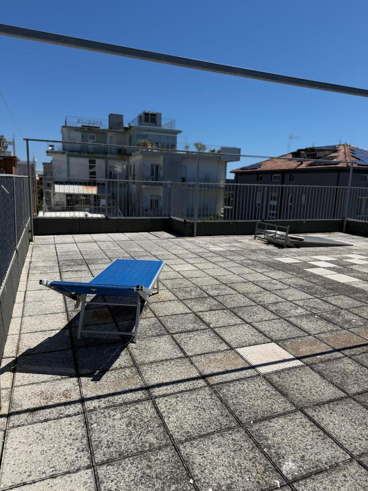 Hotel Pigalle Rimini Buitenkant foto